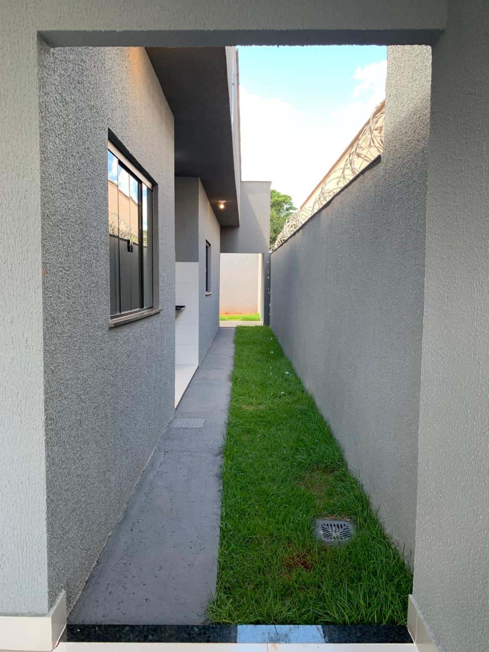 CASA 2 Quartos (1 Suíte) GARAVELO SUL 2 – HIDROLANDIA GO