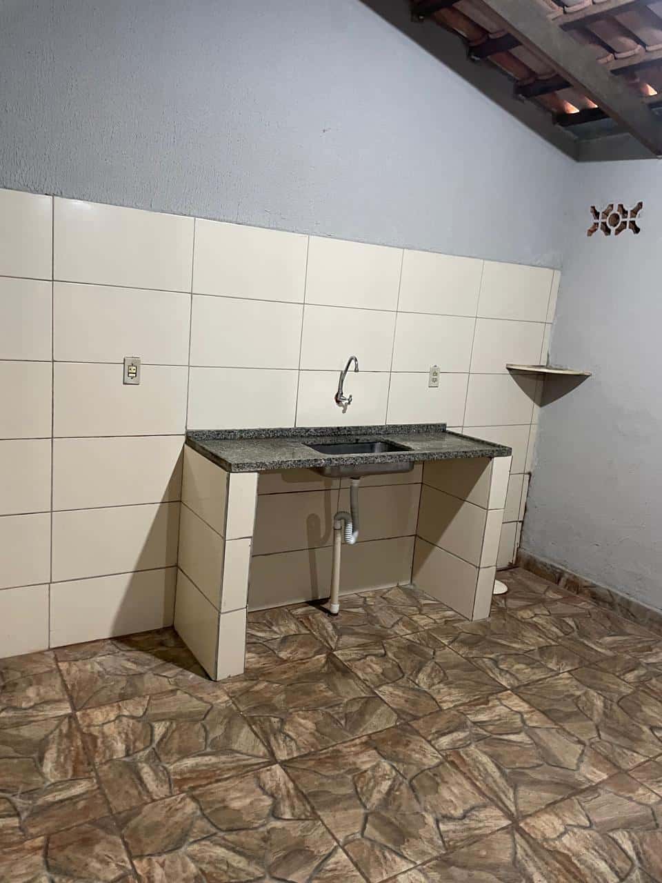 Casa em avenida boa para montar comércio