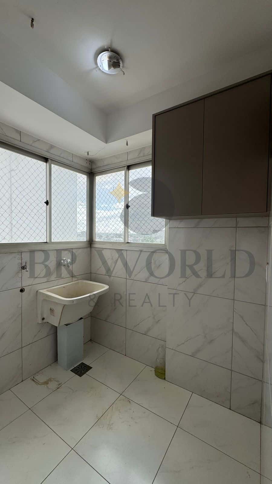 IM APARTAMENTO A VENDA AGUA MARINHA