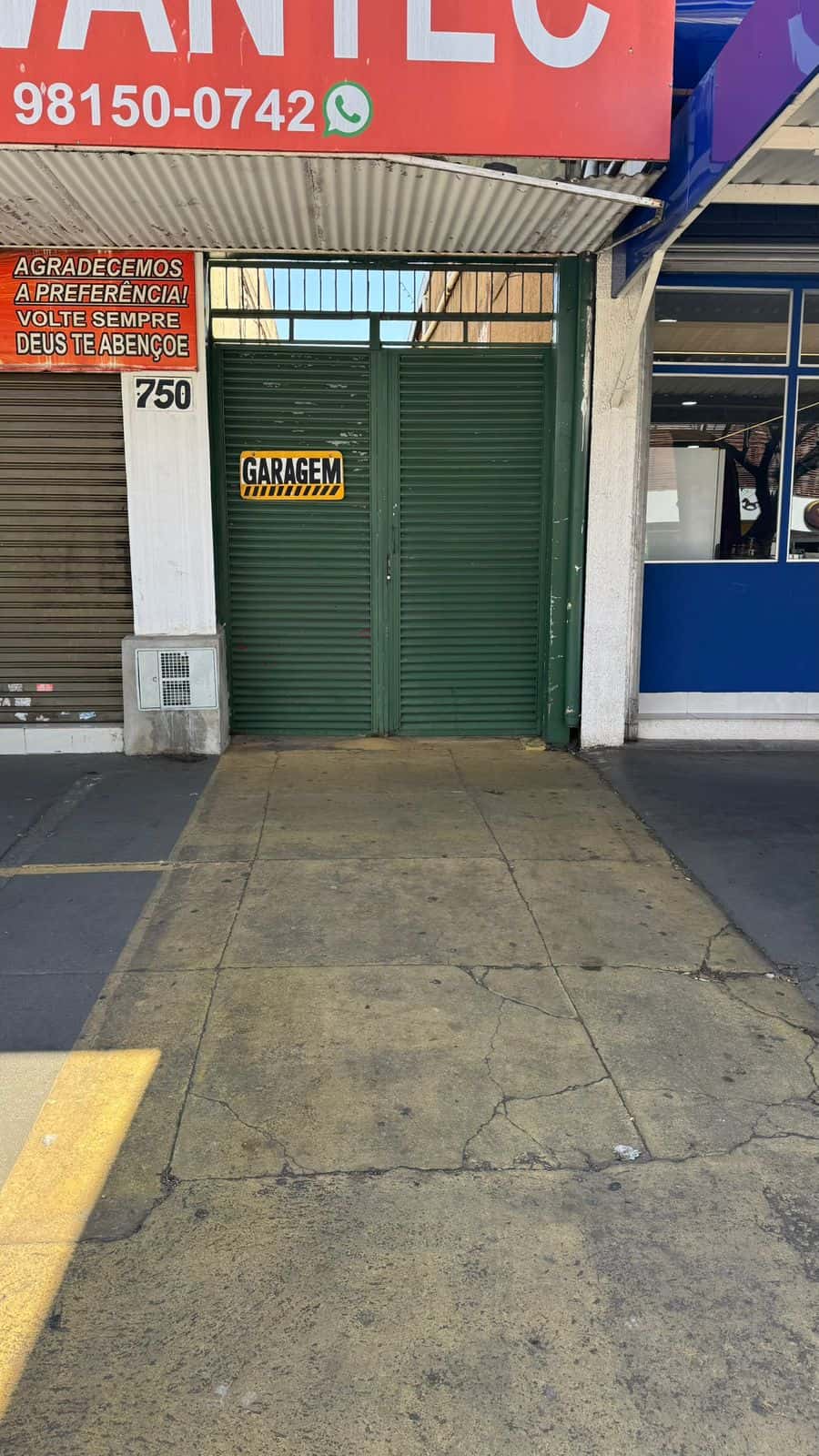 CASA RESIDENCIAL C/ SALAS ALUGUEL