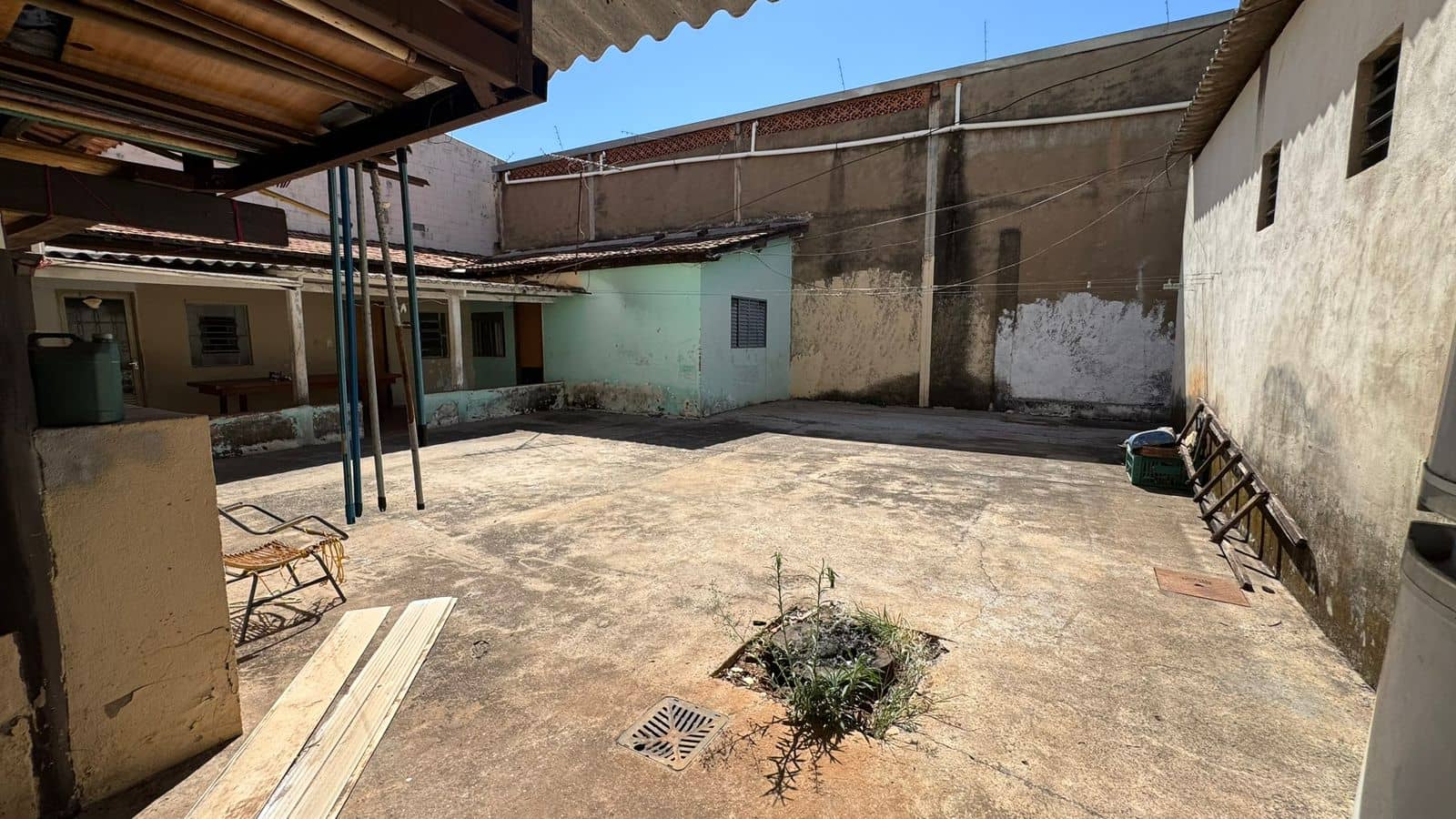 CASA RESIDENCIAL C/ SALAS ALUGUEL