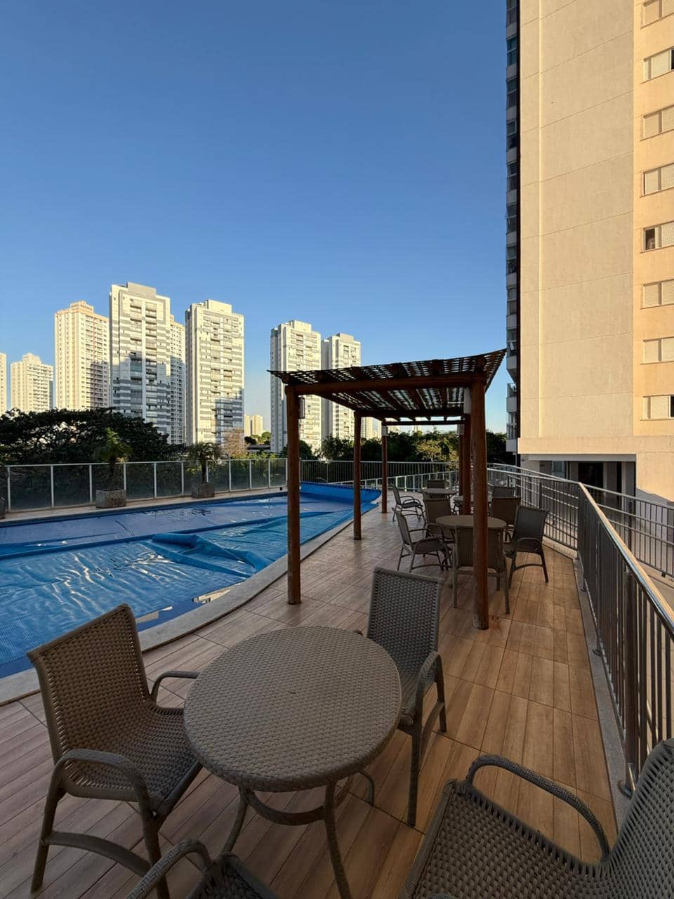 IM APARTAMENTO A VENDA VARANDAS DE IPANEMA