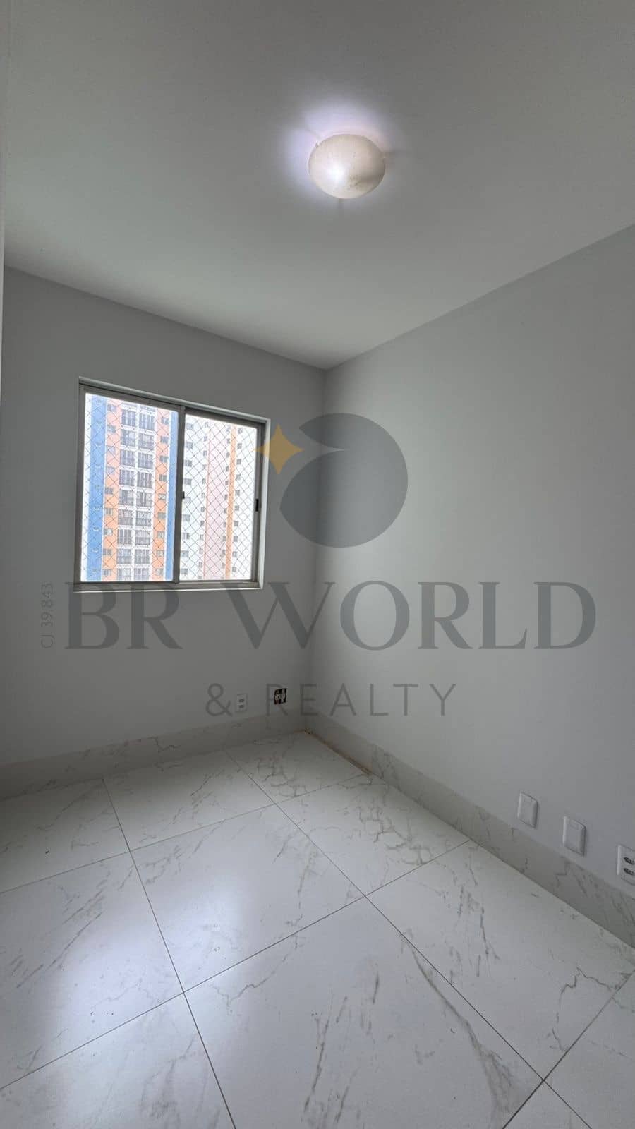 IM APARTAMENTO A VENDA AGUA MARINHA