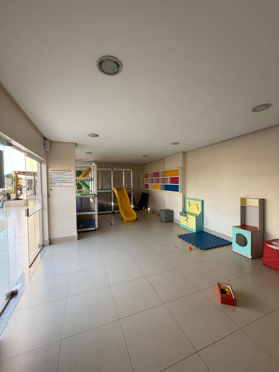 IM APARTAMENTO A VENDA VARANDAS DE IPANEMA