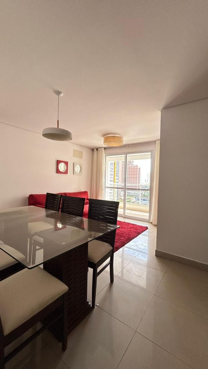 Apartamento de 2Q sendo 1 suíte montado em armários no baixo bueno