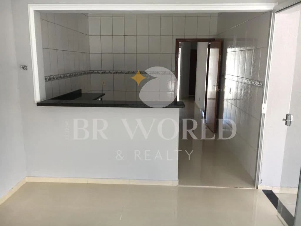 Casa reformada com 4Q sendo 2 suítes no moinho dos ventos