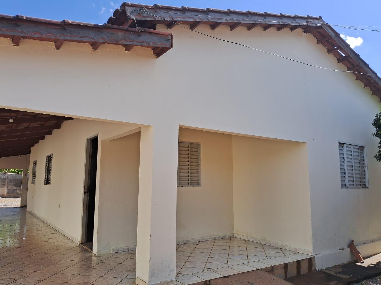 CASA A VENDA - EM PORANGATU-GO