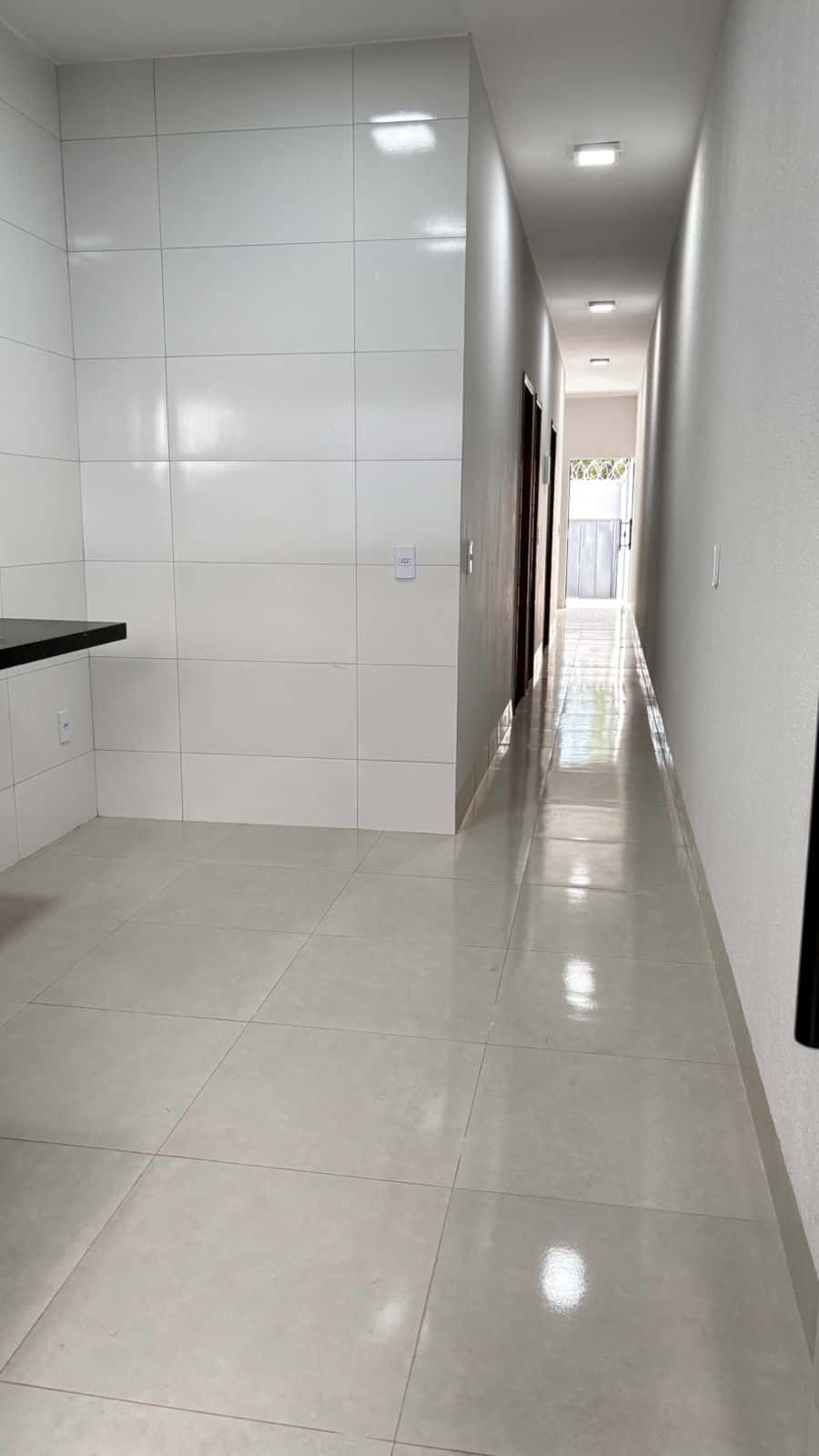 CASA - 2 QUARTOS C/SUITE RESIDENCIAL ITAIPU - GOIANIA