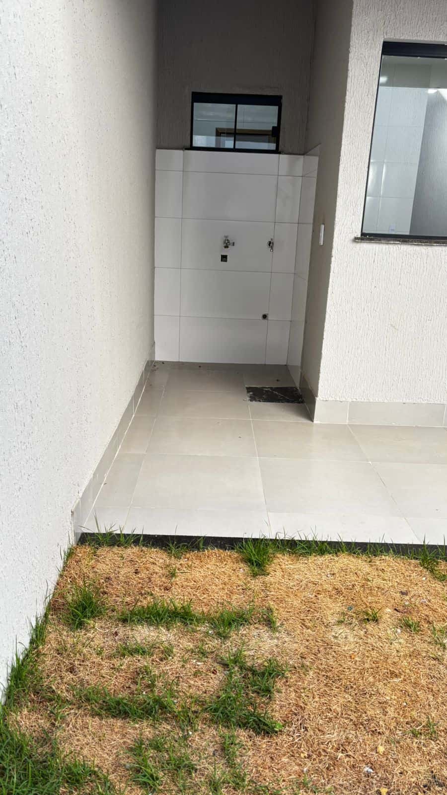 CASA - 2 QUARTOS C/SUITE RESIDENCIAL ITAIPU - GOIANIA