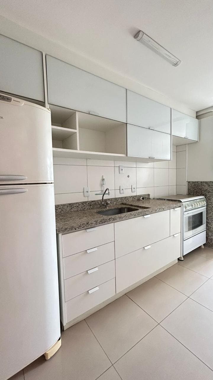 Apartamento de 2Q sendo 1 suíte montado em armários no baixo bueno