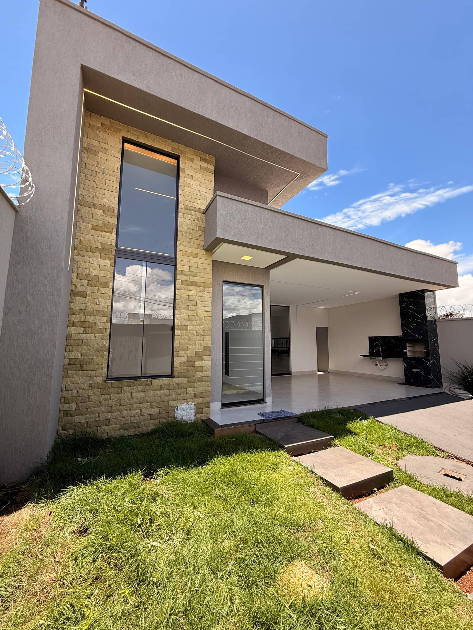 Casa a venda perto Flamboyant