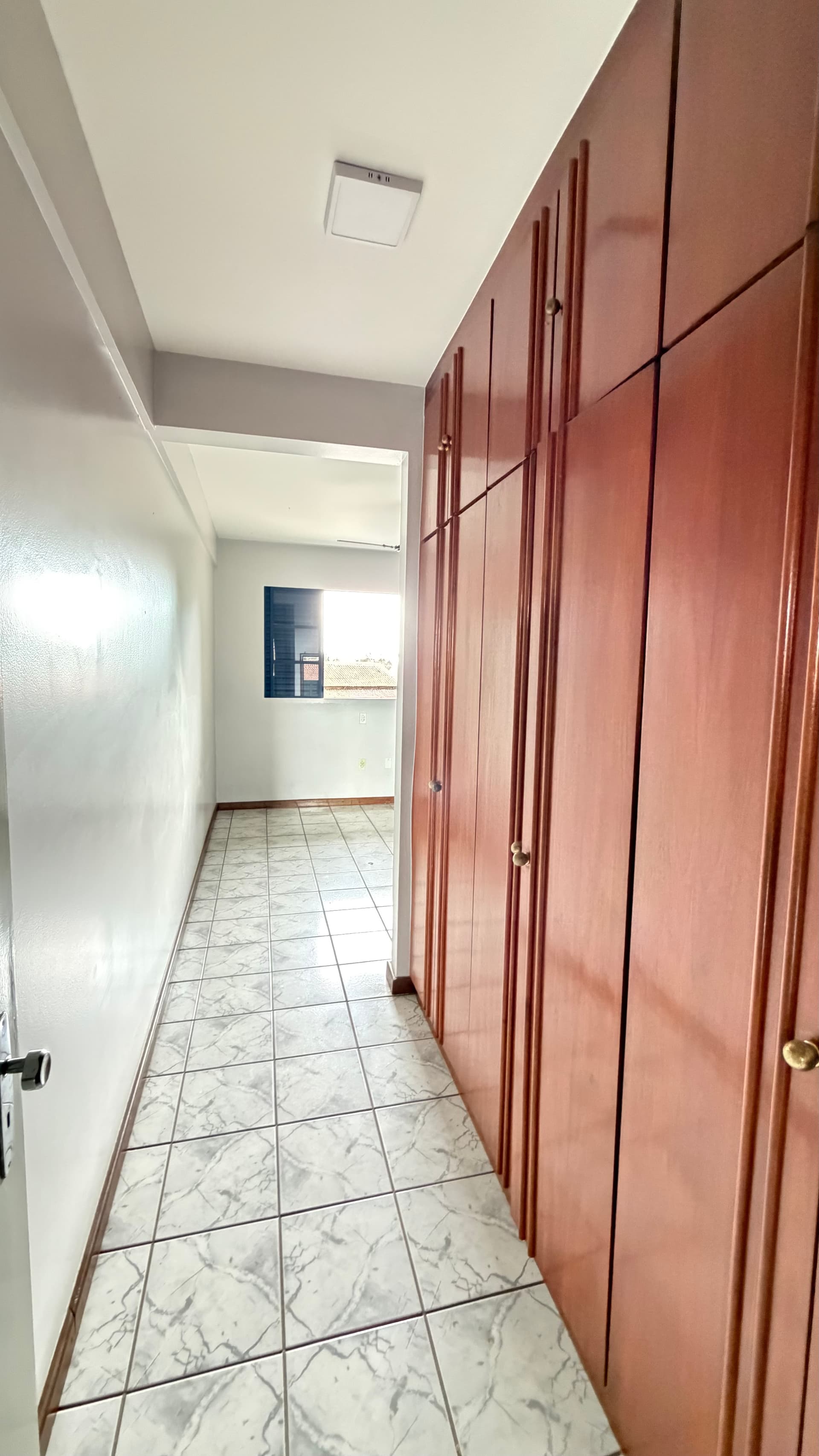 Sobrado com 4Q sendo 1 suíte | Vila Lucy