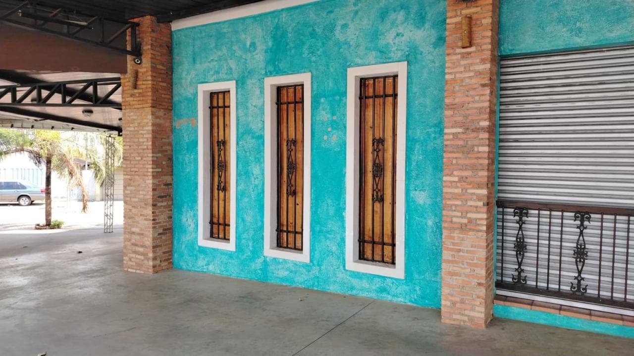 Imóvel comercial e residencial a venda no serrinha