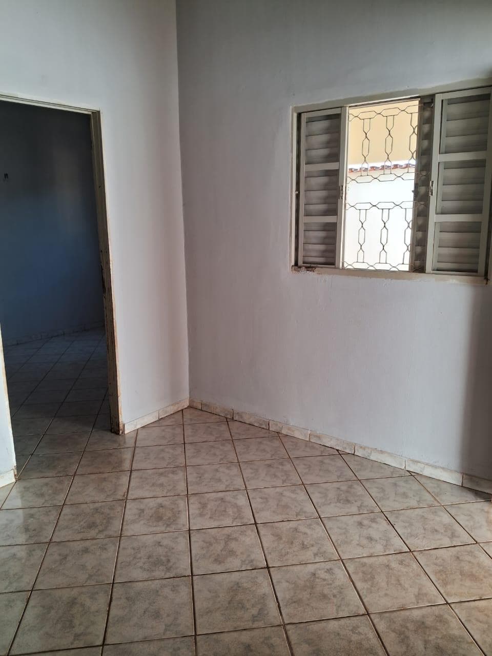 CASA A VENDA - EM PORANGATU-GO