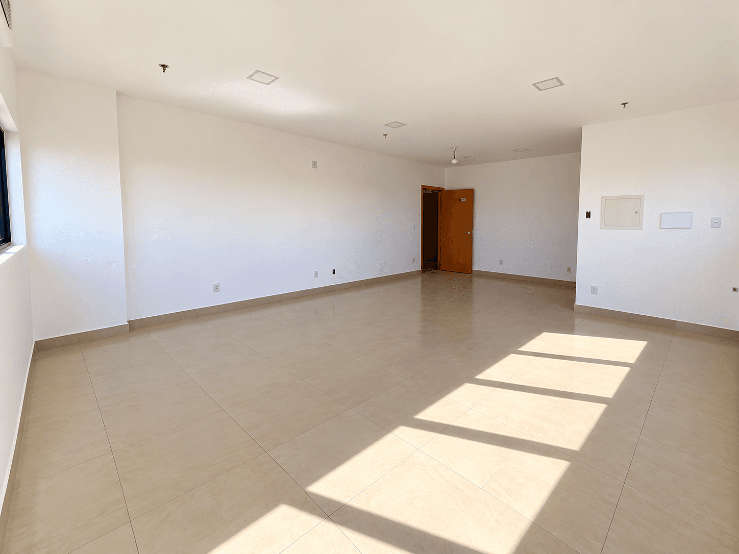 Business - 1801 | Vila Brasília