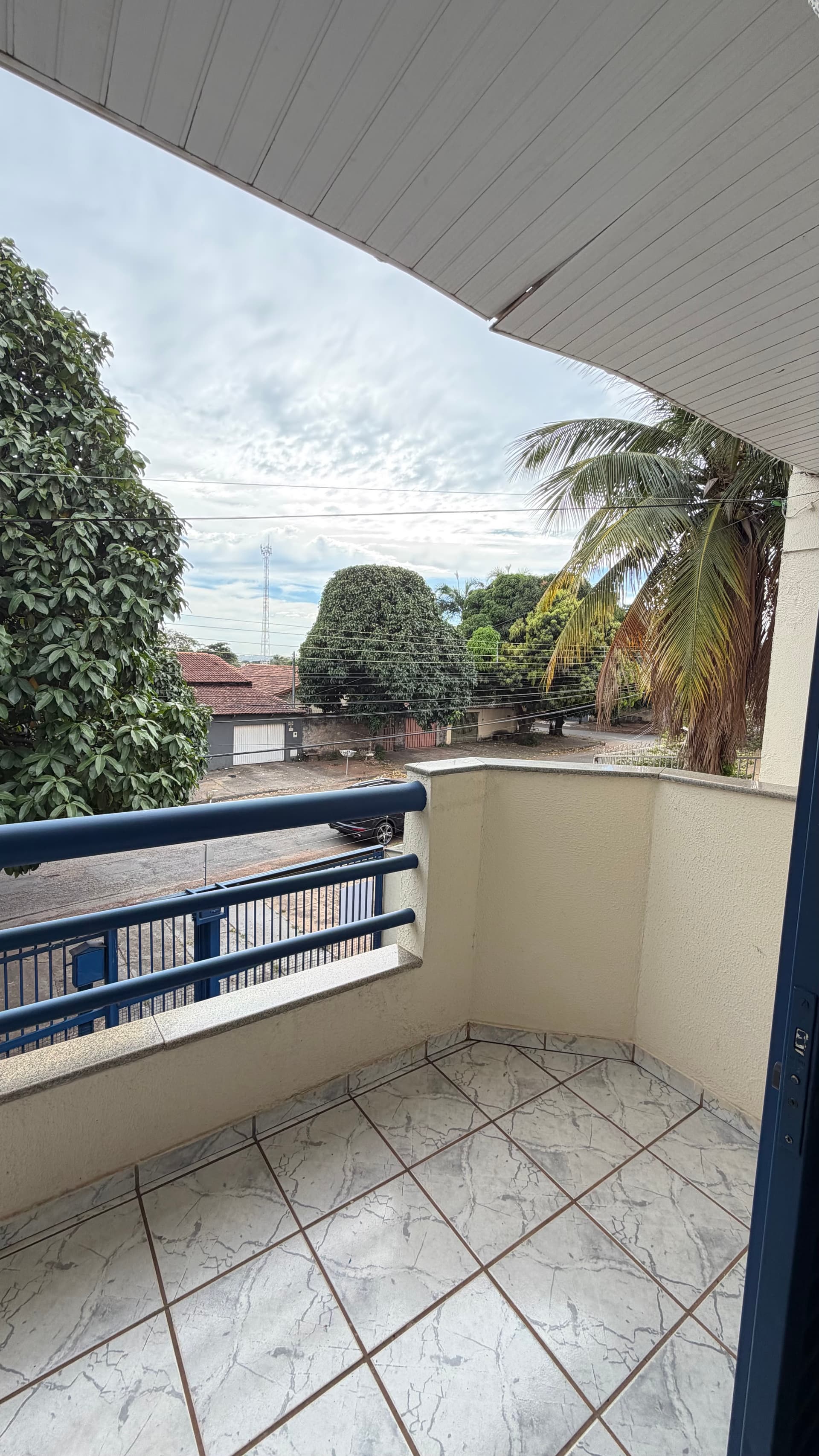 Sobrado com 4Q sendo 1 suíte | Vila Lucy